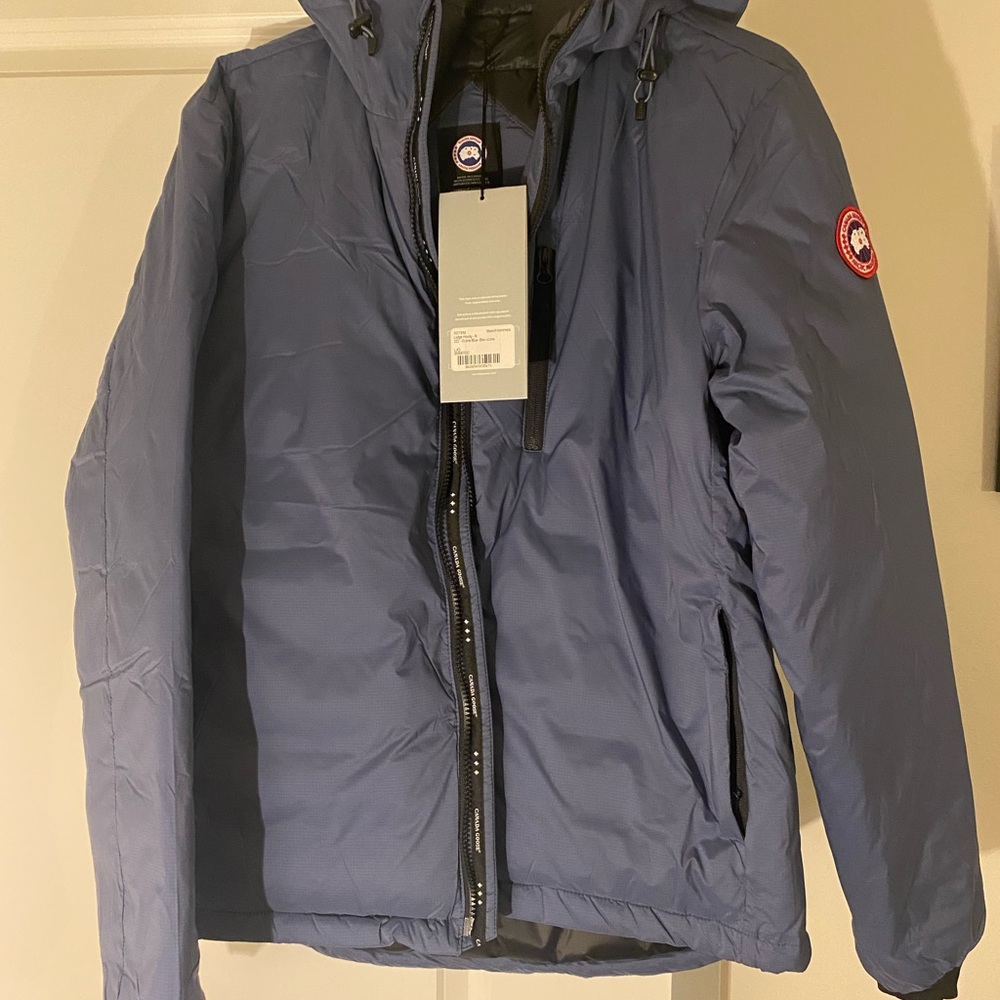 Never Worn Canada Goose men’s jacket - Lodge Hoody - Picture 2 of 7